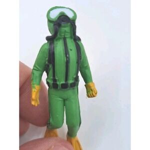 Vintage SAFARI LTD Green Mini Scuba Diver Toy Action Figure Figurine Deep Sea